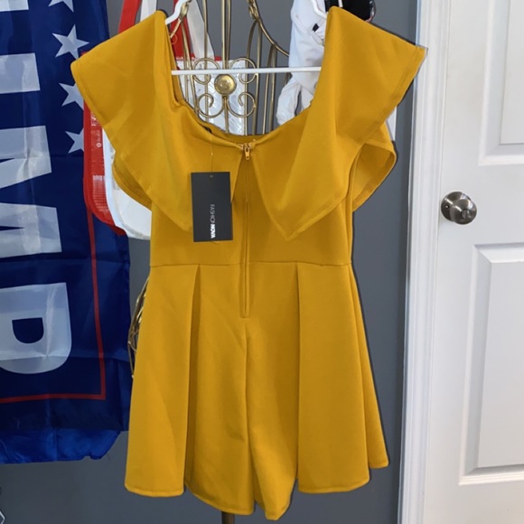 Fashion Nova Romper - Picture 3 of 4